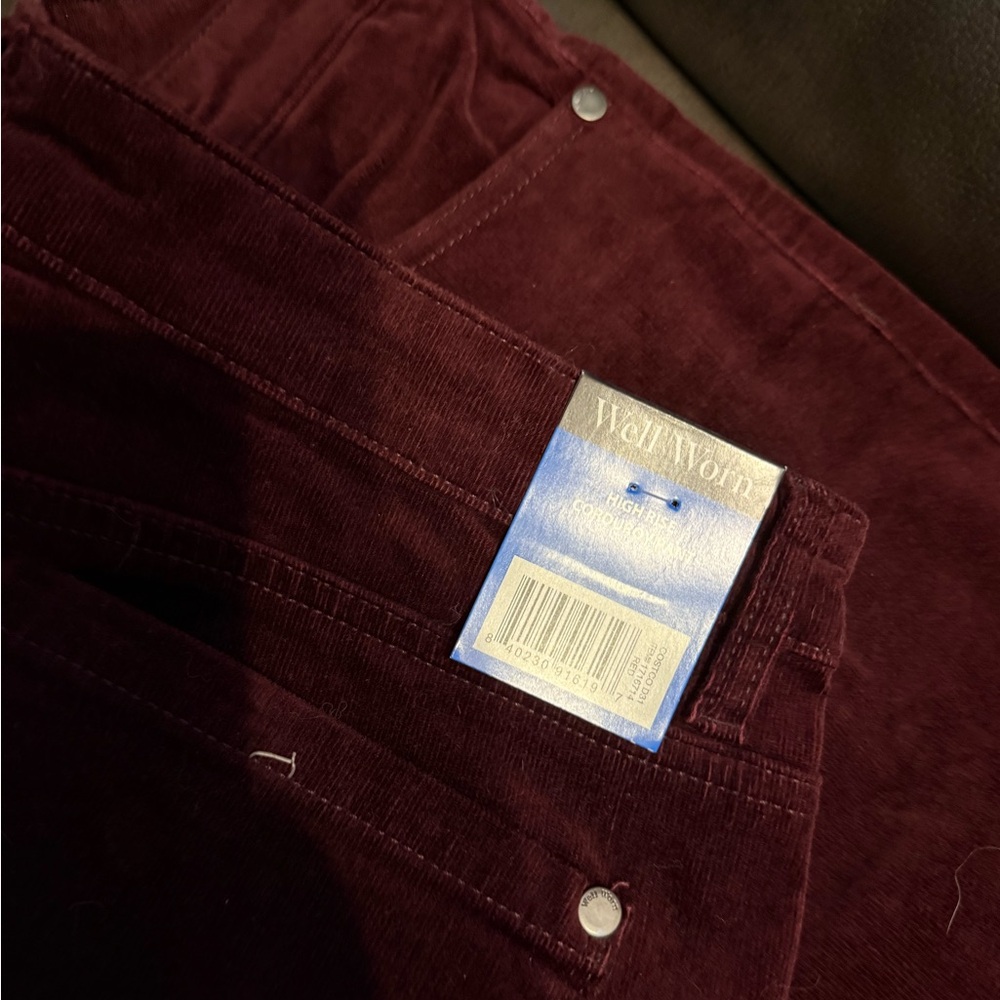 Women’s corduroy Burgundy Jeans